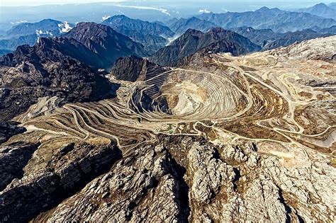 Grasberg: The World's Largest Gold Mine .